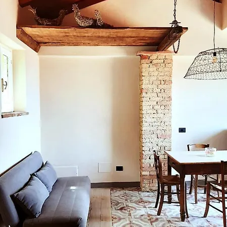 Lägenhet Ant Restaurant &